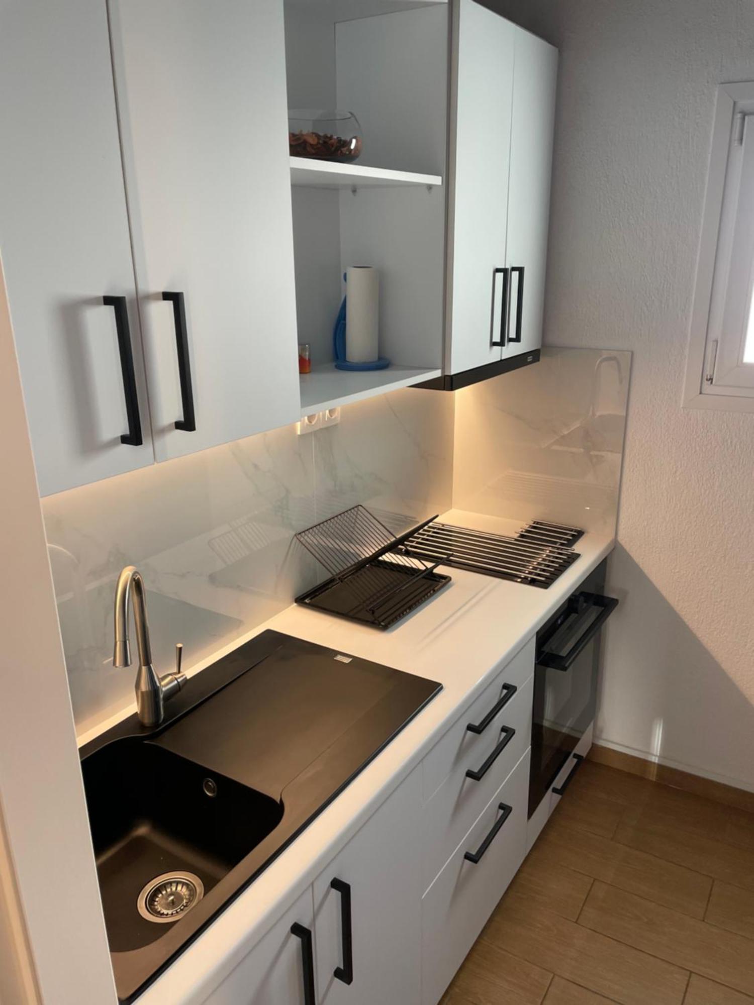 Pool Guesthouse Corinth Экстерьер фото